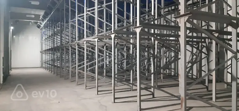 Kirayə verilir mənzil 350 m²