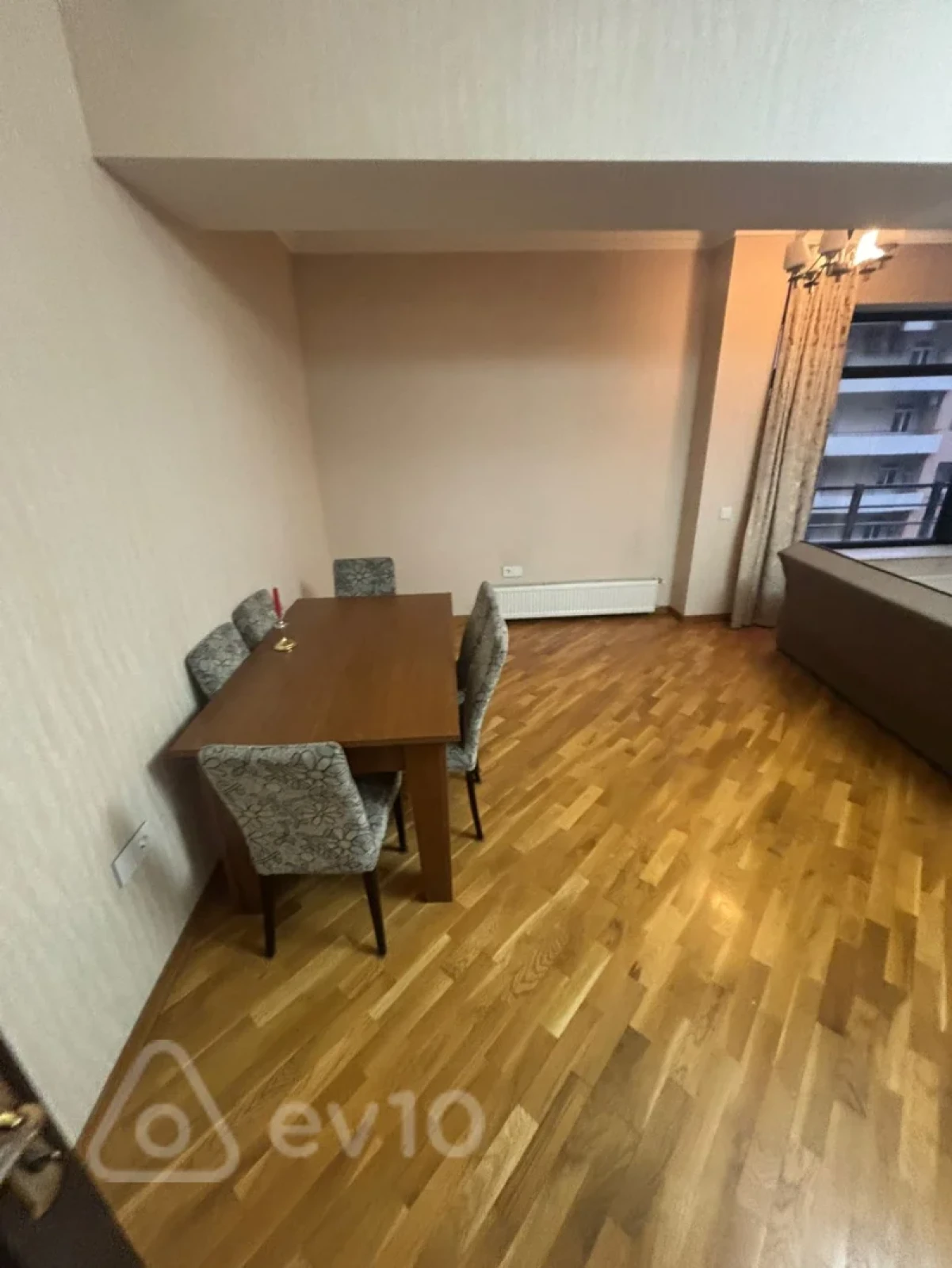 Kirayə verilir 2 otaqlı yeni tikili 100 m²