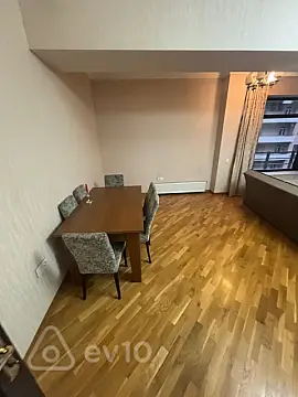 Kirayə verilir 2 otaqlı yeni tikili 100 m²