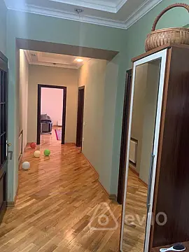 Kirayə verilir 2 otaqlı yeni tikili 100 m²