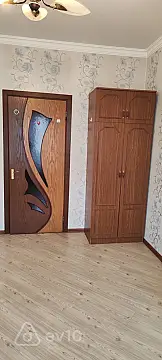 Kirayə verilir 4 otaqlı köhnə tikili 65 m²