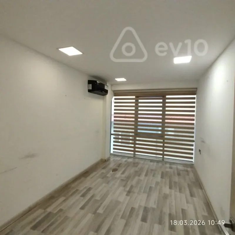 Kirayə verilir 5 otaqlı ofis 188 m²