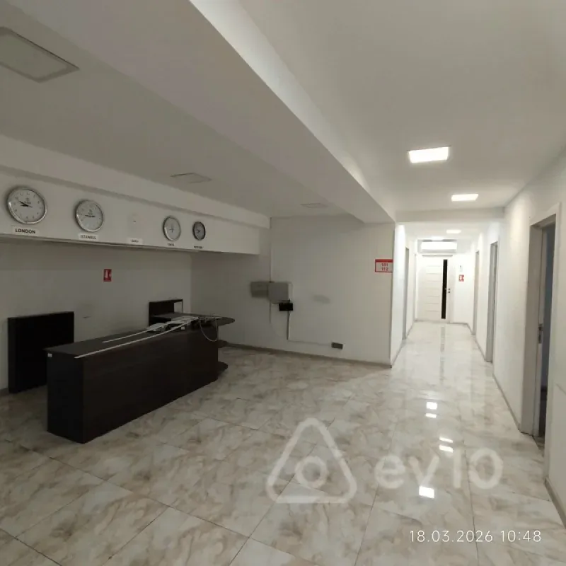 Kirayə verilir 5 otaqlı ofis 188 m²