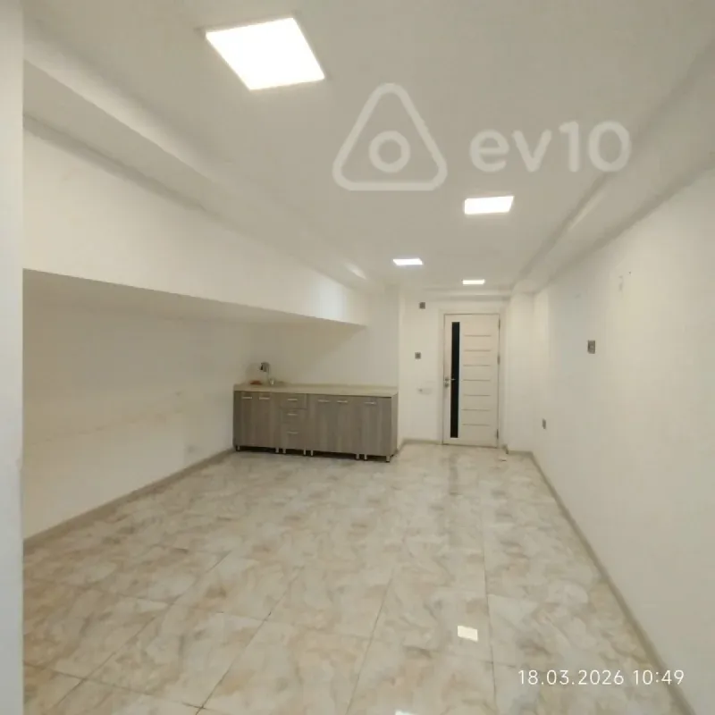 Kirayə verilir 5 otaqlı ofis 188 m²