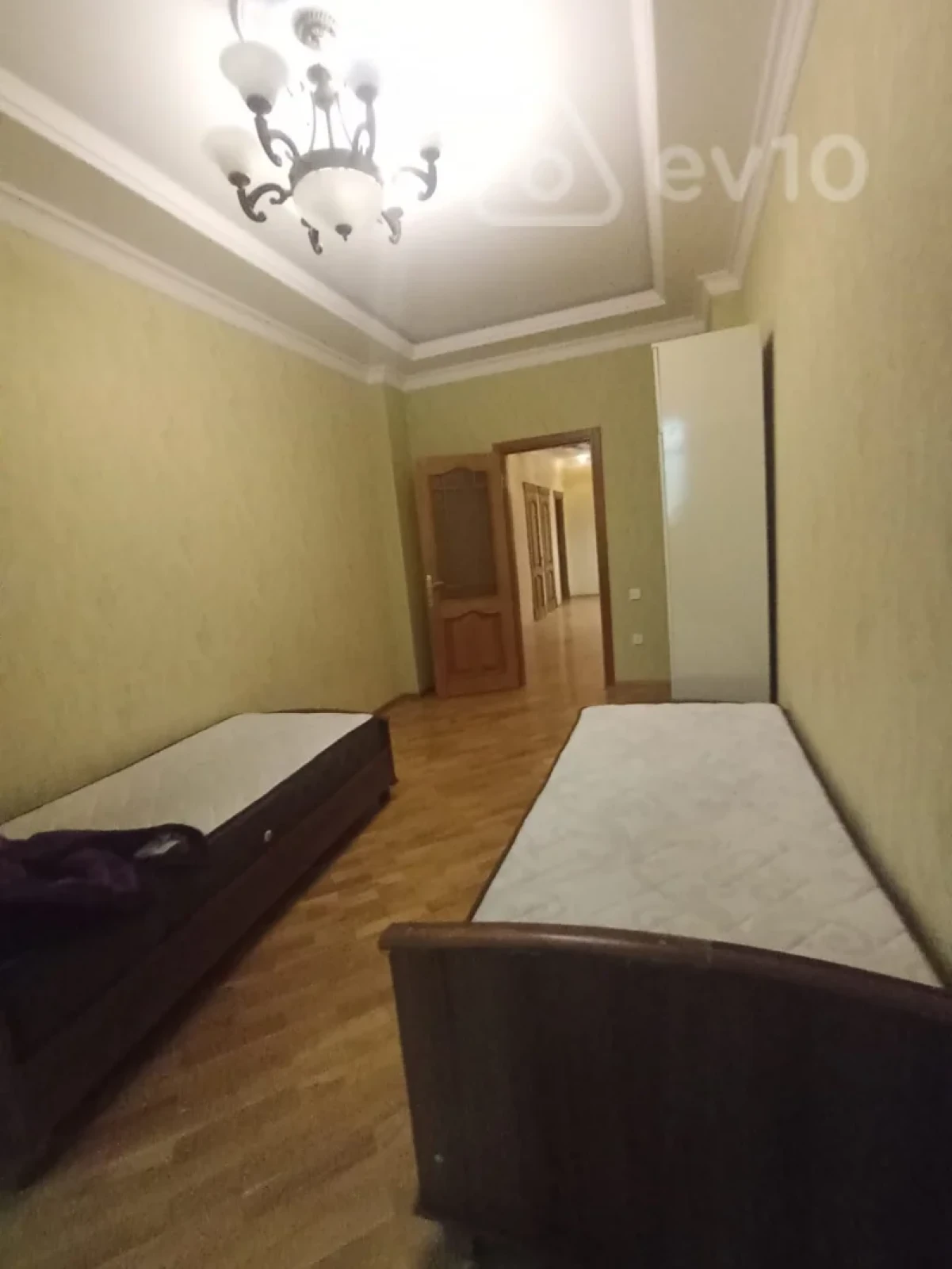 Kirayə verilir 3 otaqlı yeni tikili 120 m²