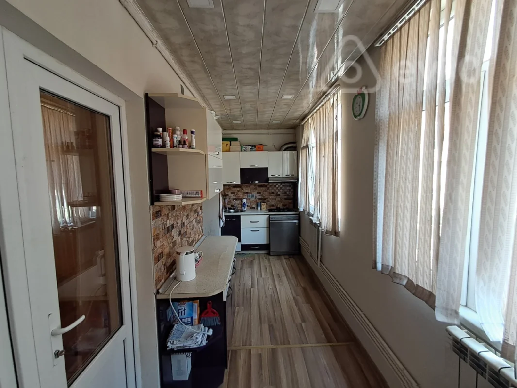 Satılır 3 otaqlı köhnə tikili 70 m²