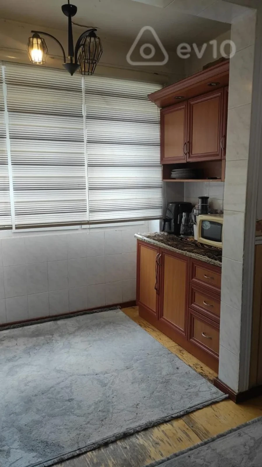 Satılır 3 otaqlı köhnə tikili 76 m²