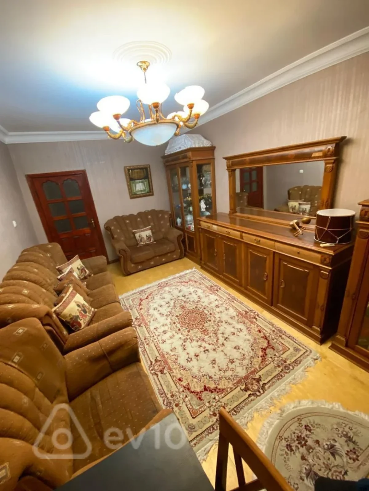Satılır 3 otaqlı köhnə tikili 76 m²