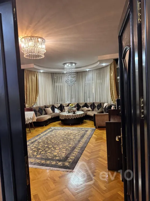 Satılır 3 otaqlı yeni tikili 120 m²