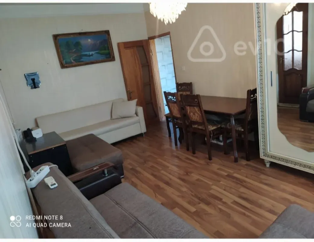 Kirayə verilir 2 otaqlı köhnə tikili 51 m²