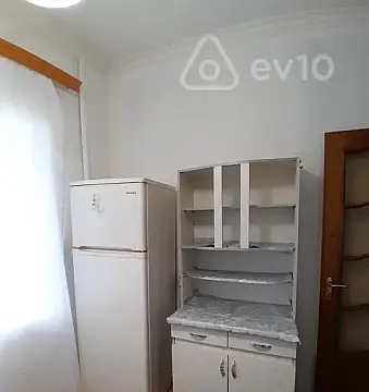 Kirayə verilir 2 otaqlı köhnə tikili 51 m²