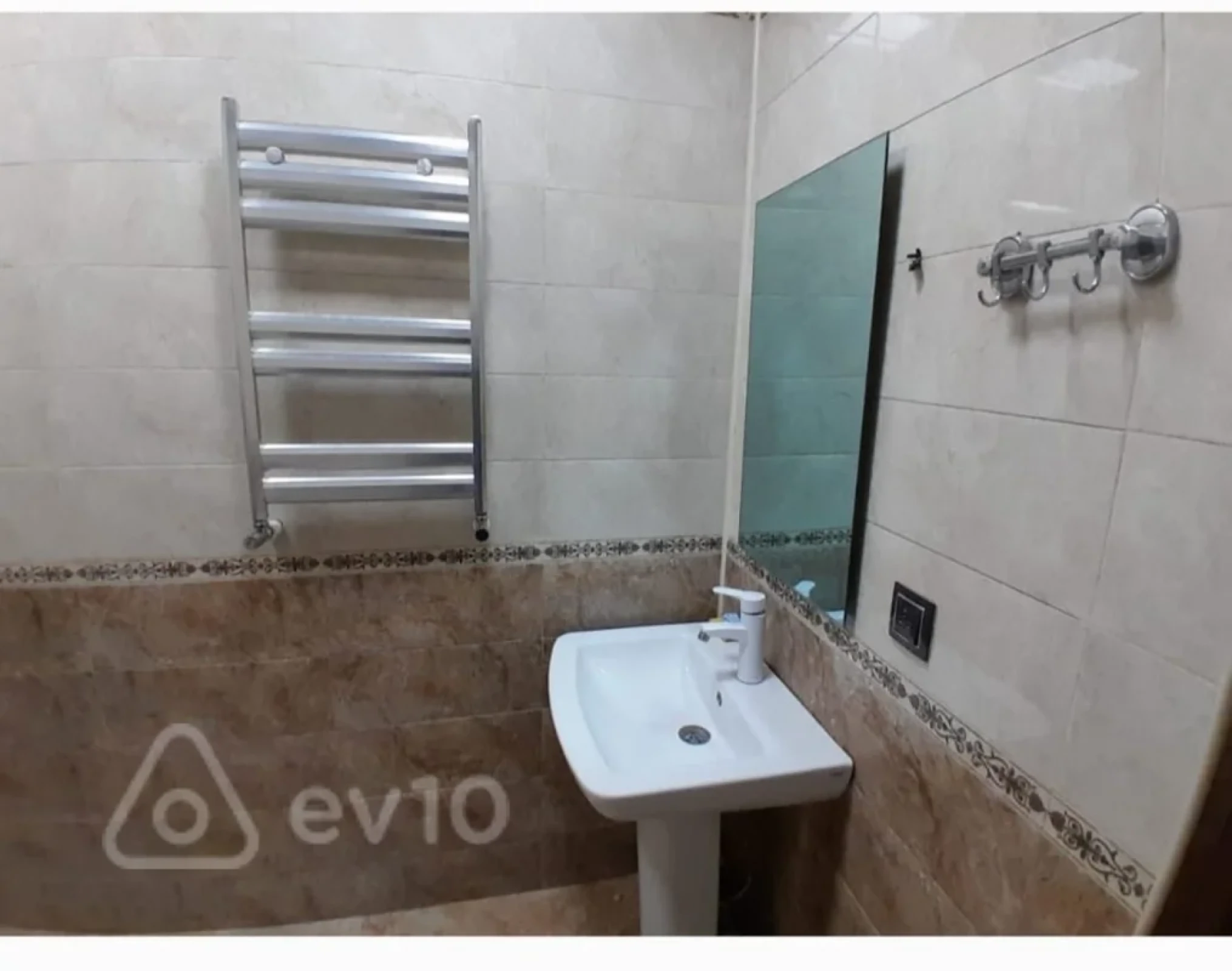 Kirayə verilir 2 otaqlı köhnə tikili 51 m²