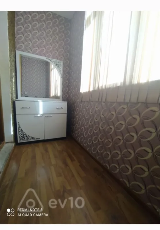 Kirayə verilir 2 otaqlı köhnə tikili 51 m²