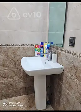 Kirayə verilir 2 otaqlı köhnə tikili 51 m²