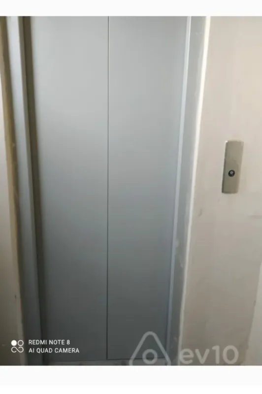 Kirayə verilir 2 otaqlı köhnə tikili 51 m²