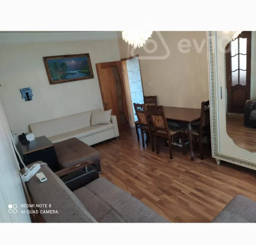 Kirayə verilir 2 otaqlı köhnə tikili 51 m²