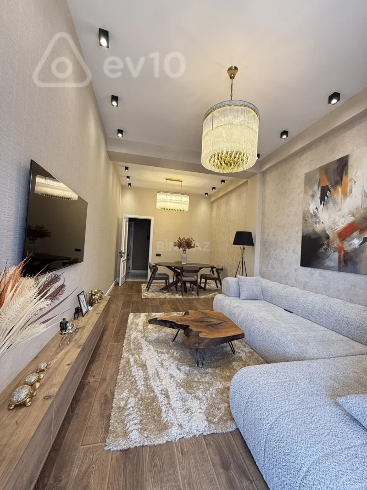 Kirayə verilir 2 otaqlı yeni tikili 92 m²