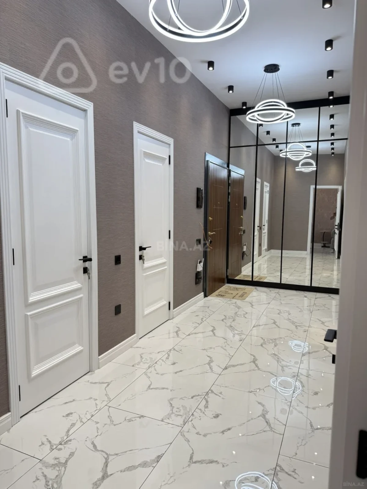 Kirayə verilir 2 otaqlı yeni tikili 92 m²