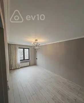 Satılır 3 otaqlı köhnə tikili 69 m²