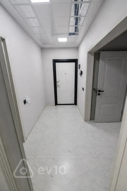 Satılır 3 otaqlı köhnə tikili 69 m²