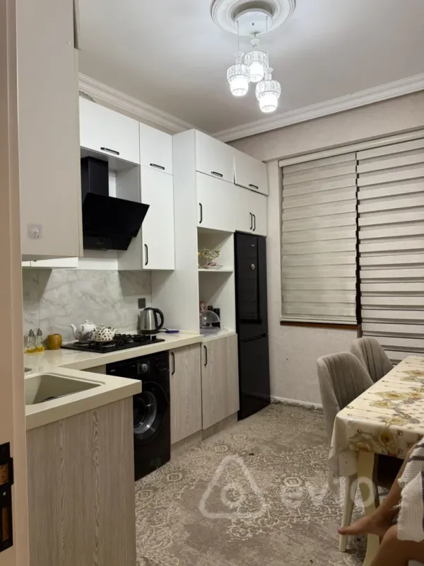 Kirayə verilir 3 otaqlı yeni tikili 115 m²