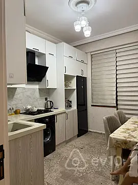 Kirayə verilir 3 otaqlı yeni tikili 115 m²