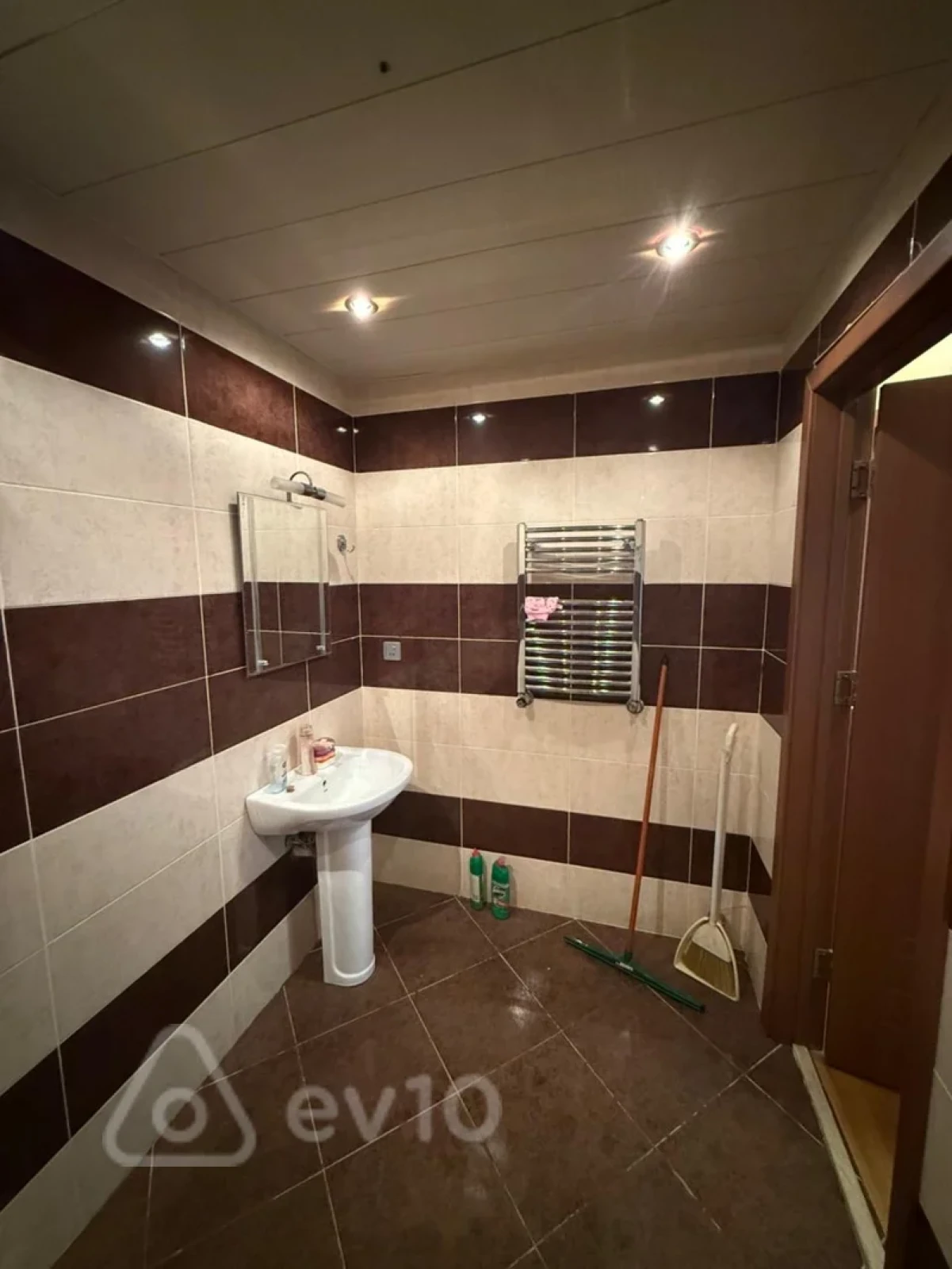 Kirayə verilir 3 otaqlı yeni tikili 65 m²