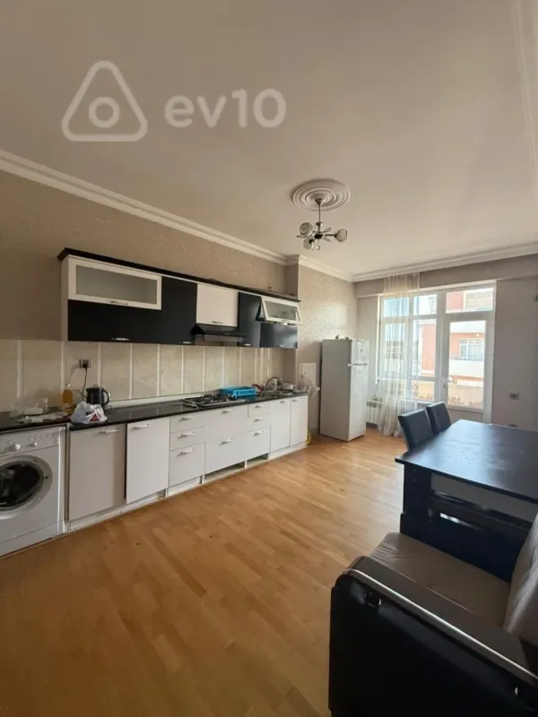 Kirayə verilir 3 otaqlı yeni tikili 65 m²