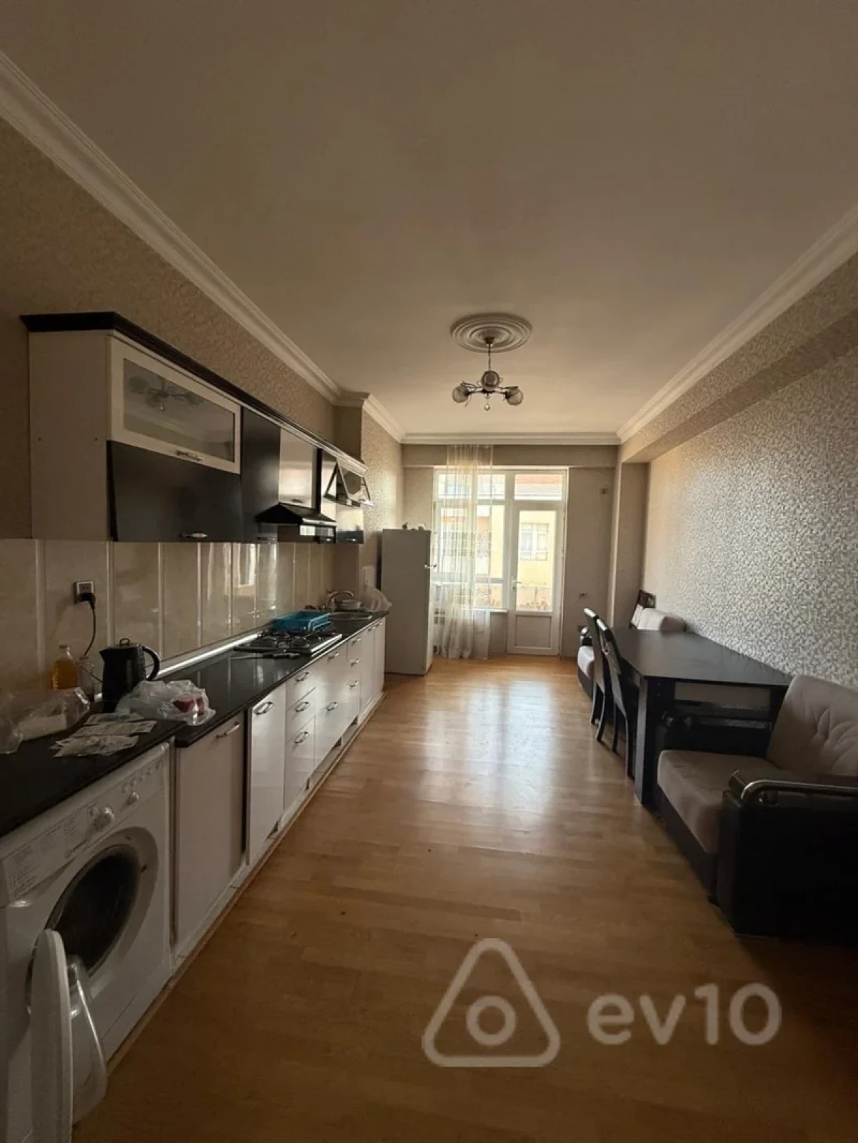 Kirayə verilir 3 otaqlı yeni tikili 65 m²