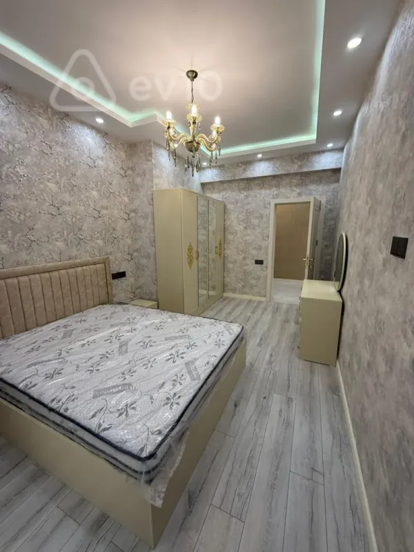 Kirayə verilir 2 otaqlı yeni tikili 120 m²
