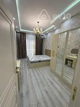 Kirayə verilir 2 otaqlı yeni tikili 120 m²