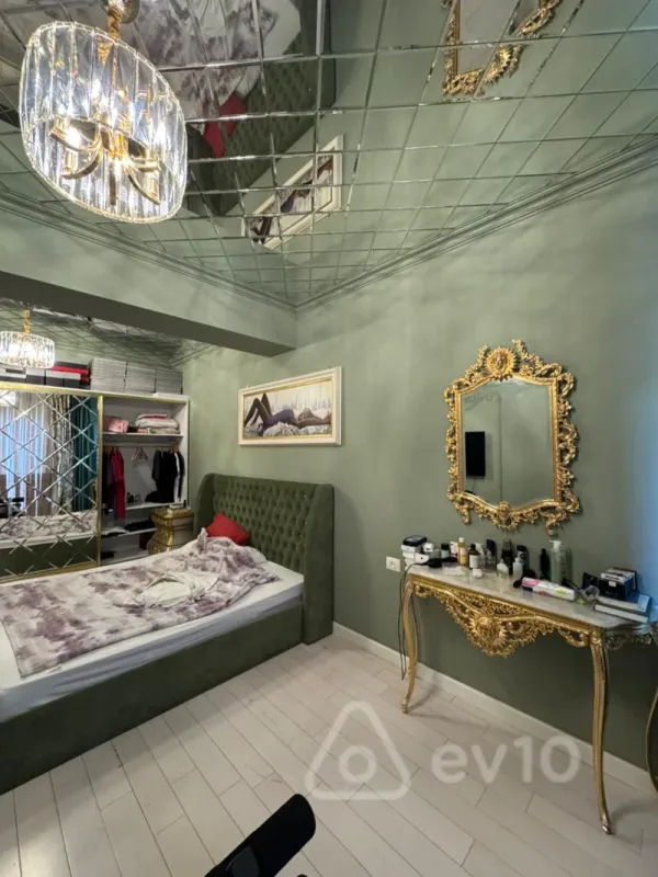 Satılır 4 otaqlı yeni tikili 185 m²