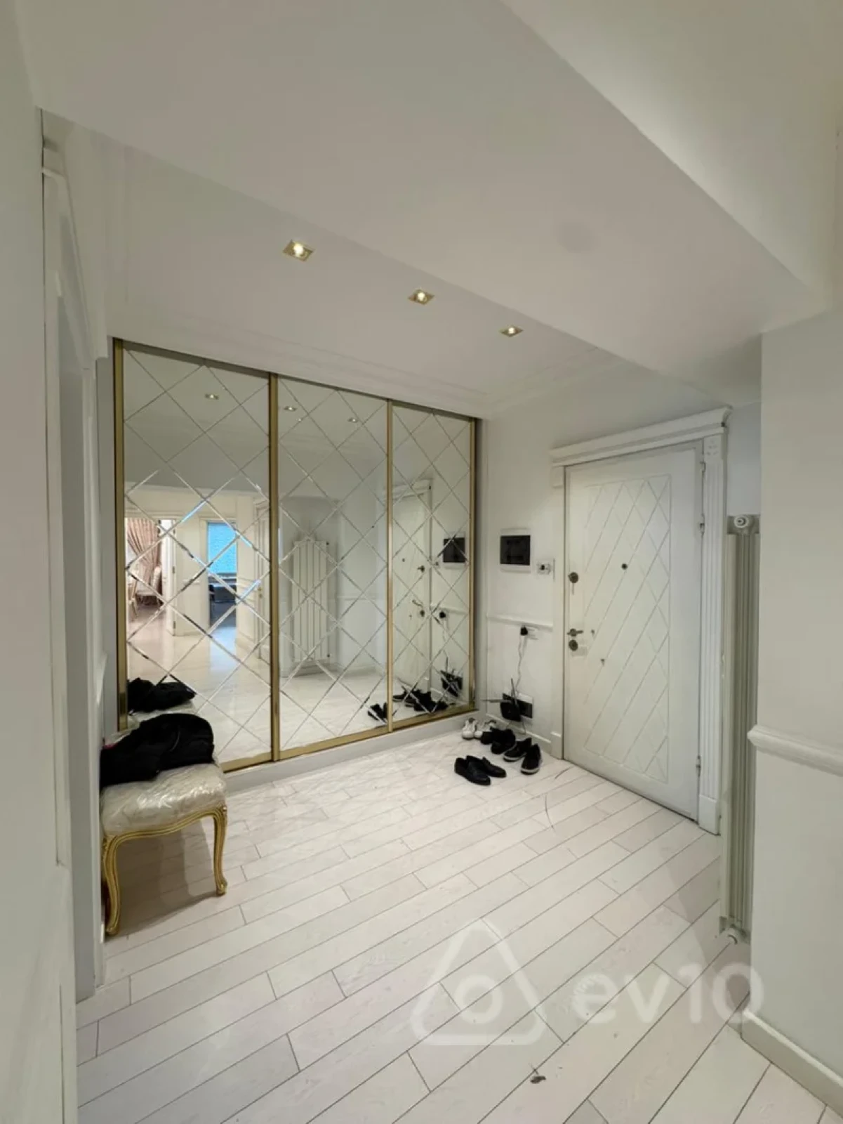 Satılır 4 otaqlı yeni tikili 185 m²