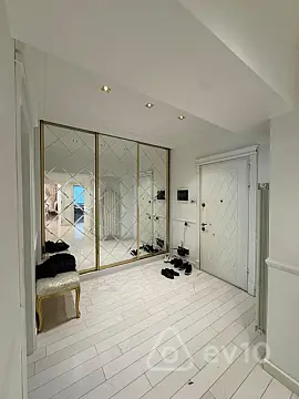 Satılır 4 otaqlı yeni tikili 185 m²