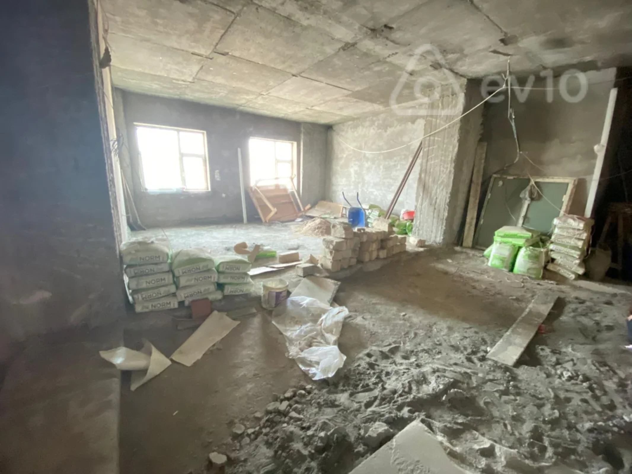 Satılır 5 otaqlı yeni tikili 185 m²