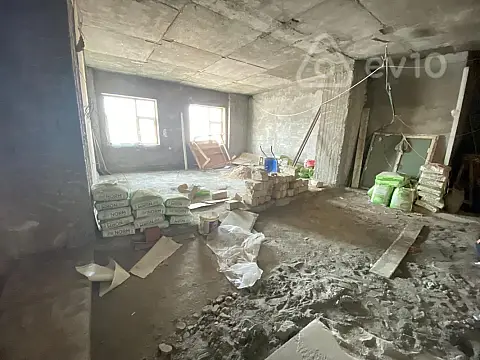 Satılır 5 otaqlı yeni tikili 185 m²