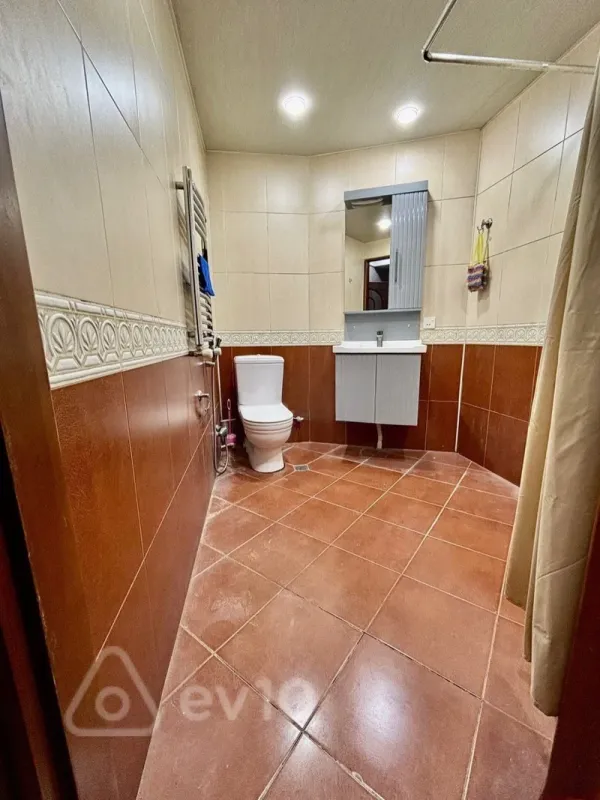 Kirayə verilir 2 otaqlı yeni tikili 107 m²