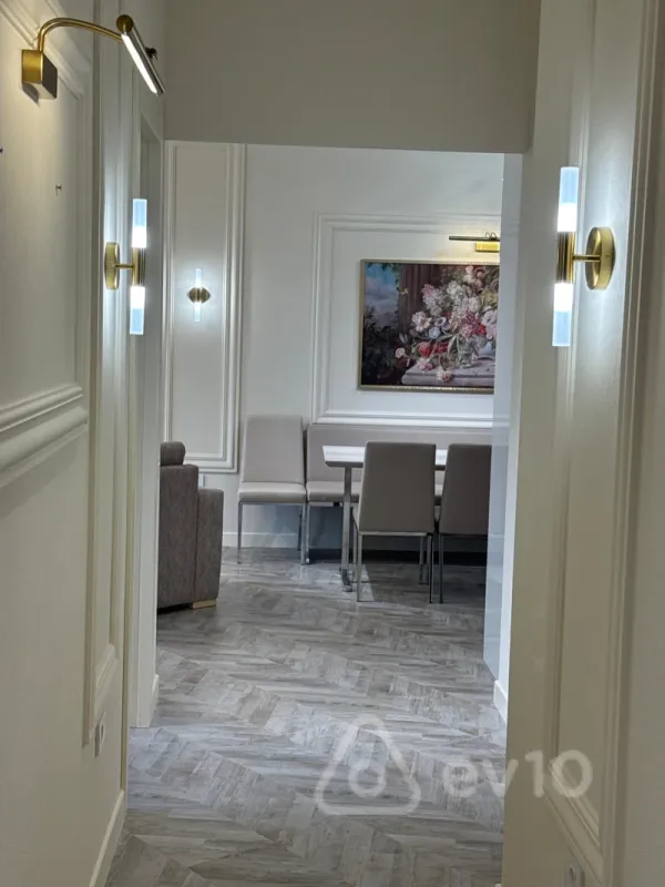 Kirayə verilir 2 otaqlı yeni tikili 80 m²