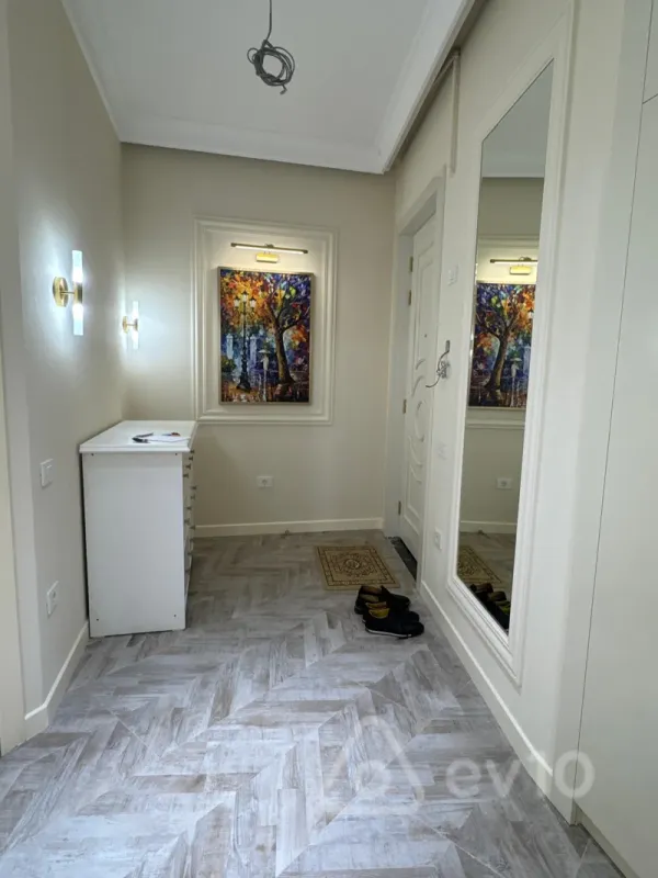 Kirayə verilir 2 otaqlı yeni tikili 80 m²