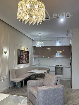 Kirayə verilir 2 otaqlı yeni tikili 80 m²