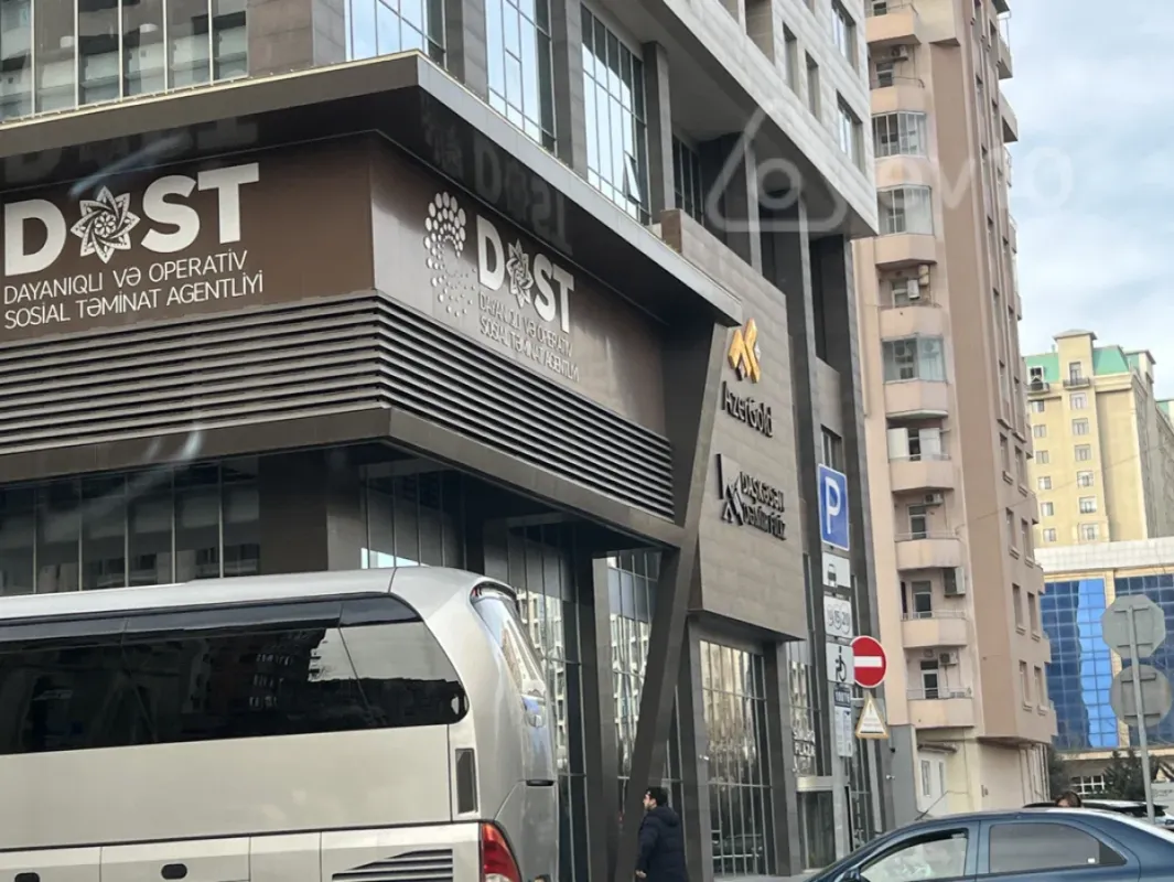Satılır mənzil 53 m²