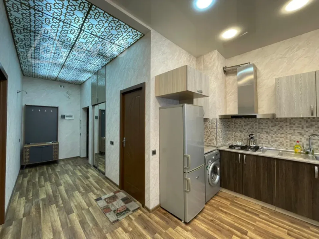 Kirayə verilir 2 otaqlı yeni tikili 80 m²
