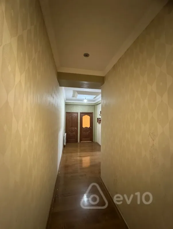 Satılır 3 otaqlı yeni tikili 80 m²