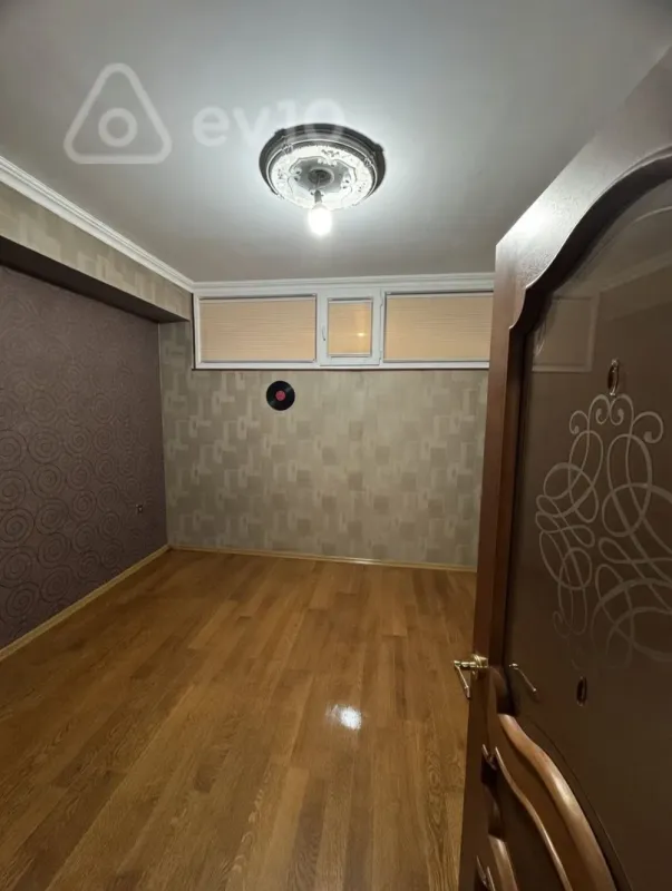 Satılır 3 otaqlı yeni tikili 80 m²