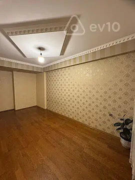 Satılır 3 otaqlı yeni tikili 80 m²