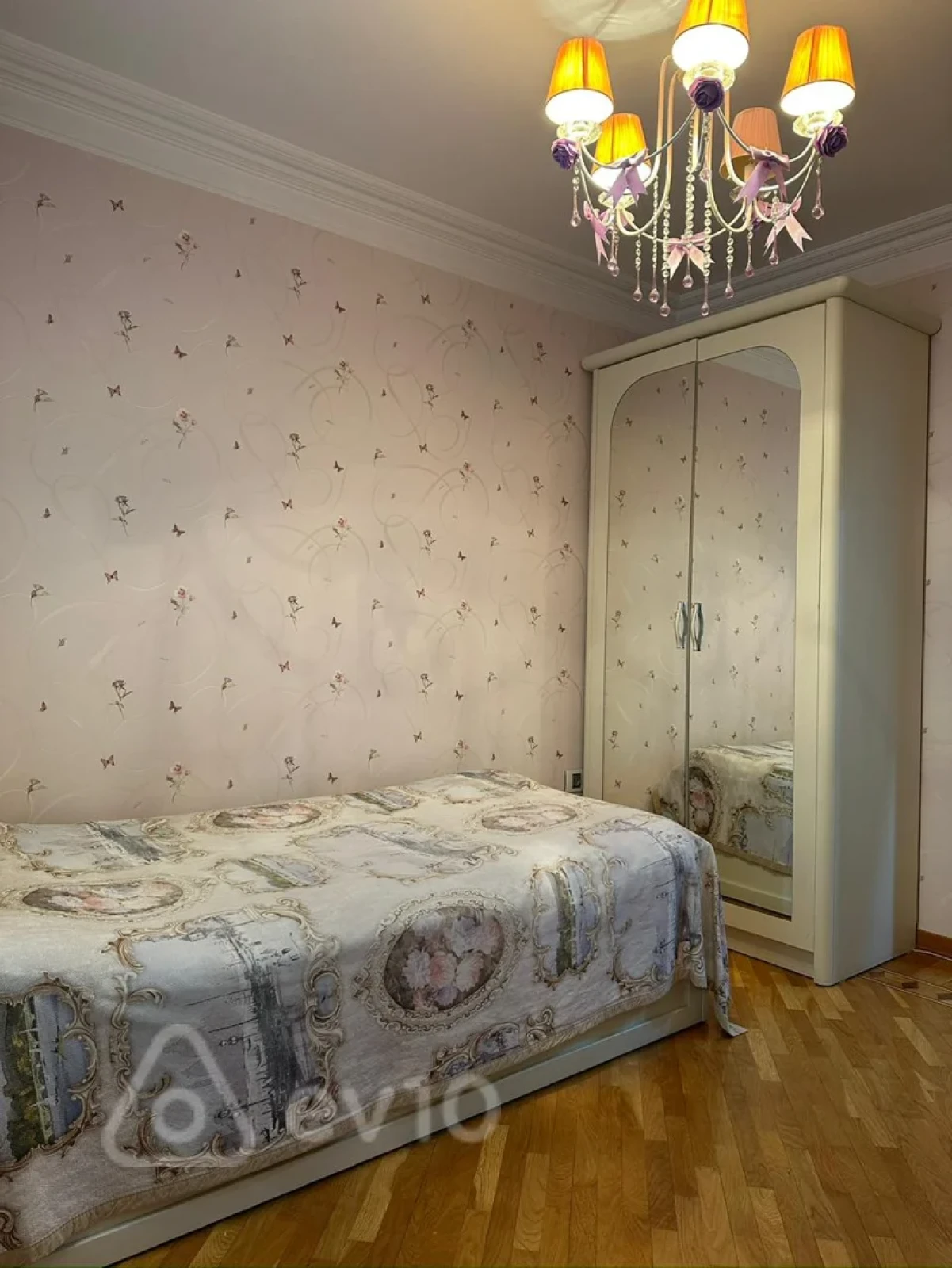 Kirayə verilir 3 otaqlı köhnə tikili 100 m²