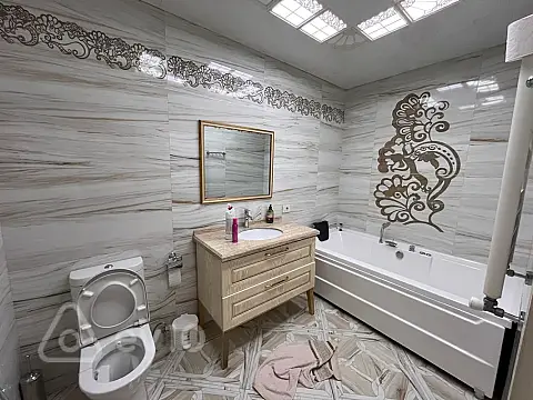 Kirayə verilir 3 otaqlı yeni tikili 130 m²