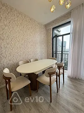 Kirayə verilir 2 otaqlı yeni tikili 60 m²