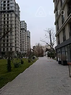 Kirayə verilir 2 otaqlı yeni tikili 60 m²