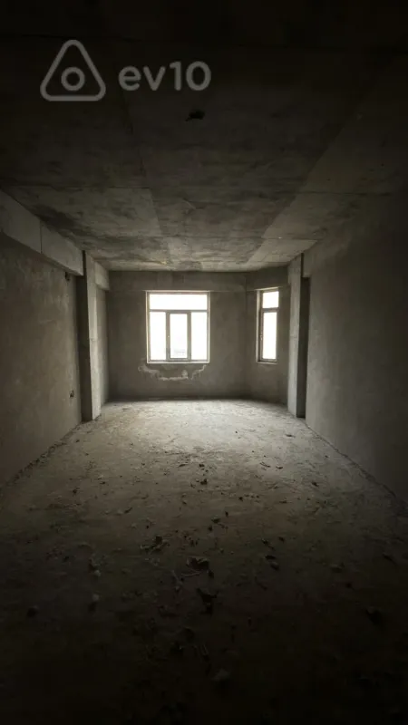 Satılır 5 otaqlı yeni tikili 225 m²